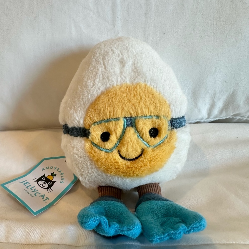 jellycat amuseables scuba egg